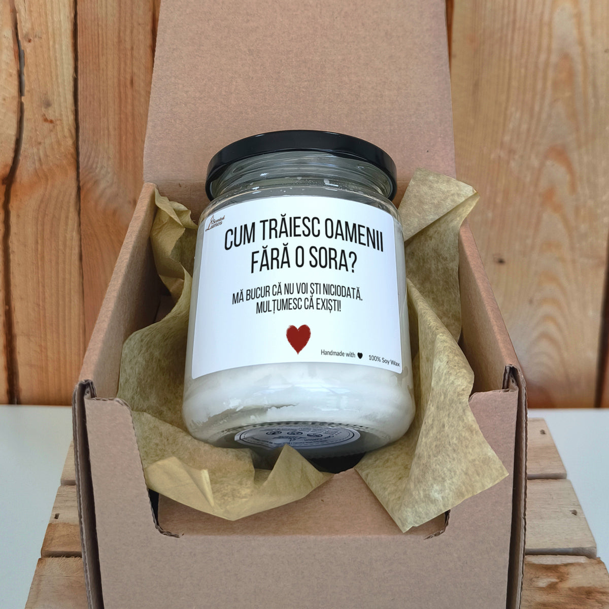 Cum traiesc oamenii fara o sora? Lumanare parfumata din soia