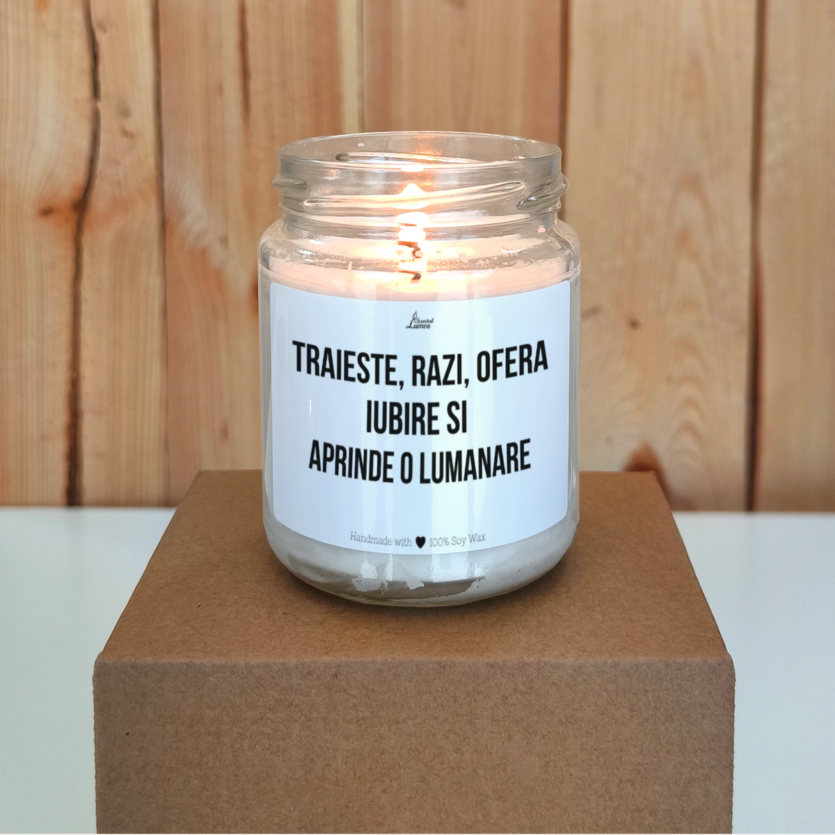 Trăiește, râzi, oferă iubire Lumânare parfumată din soia